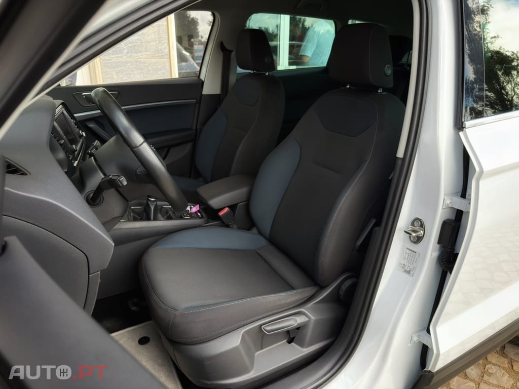 SEAT Ateca 1.6 TDI Ecomotive Reference — fotografia 7