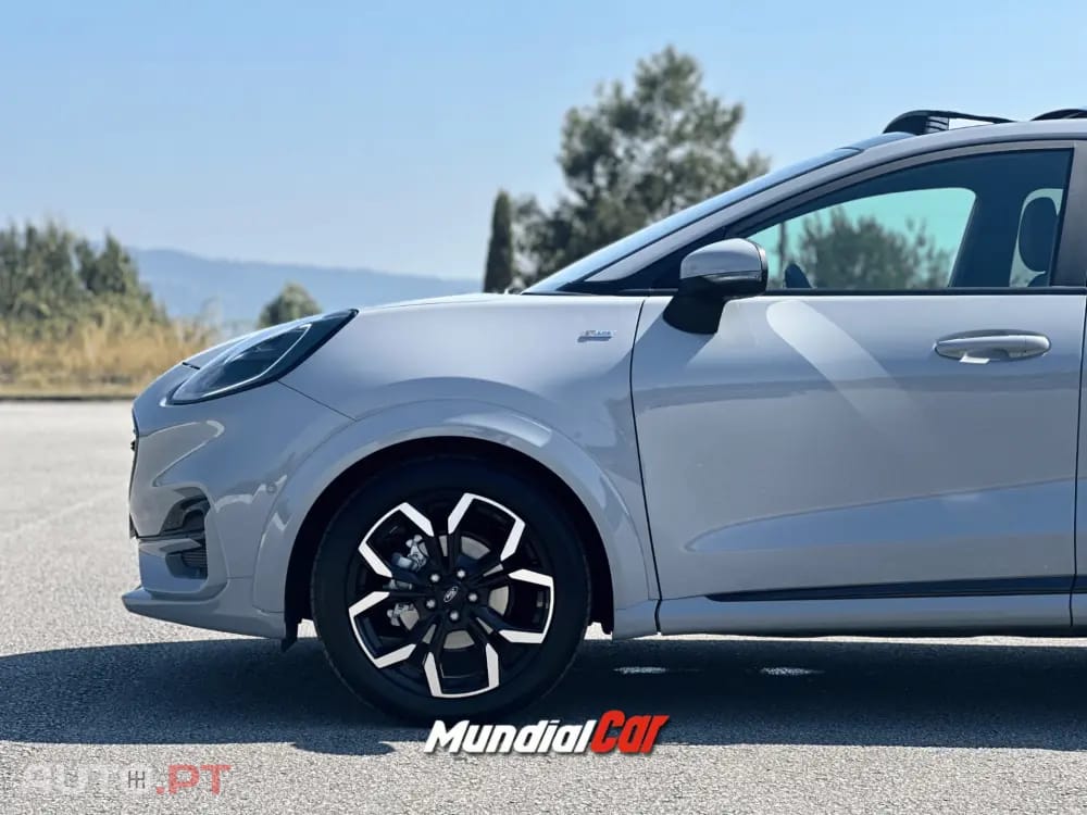 Ford Puma 1.0 EcoBoost Hybrid ST-LINE X