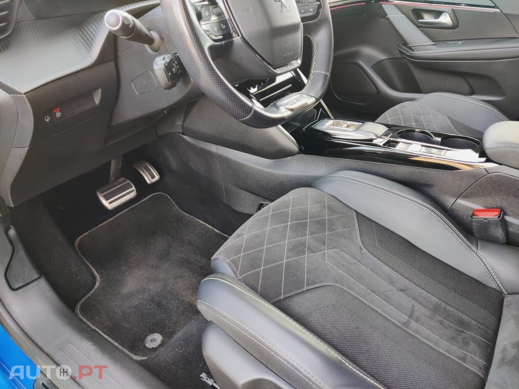 Peugeot E-208 50 kWh GT