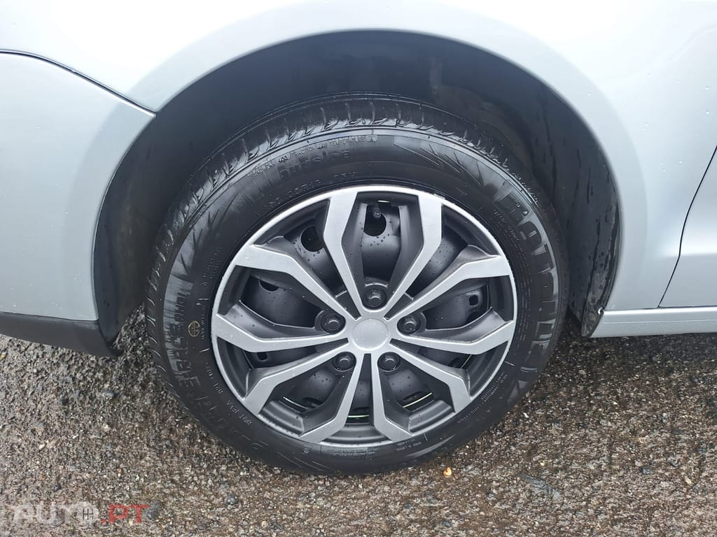 Volkswagen Polo 1.2 Confortline