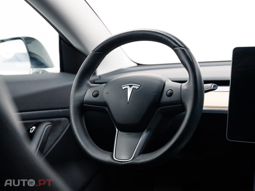 Tesla Model 3 Standard RWD Plus