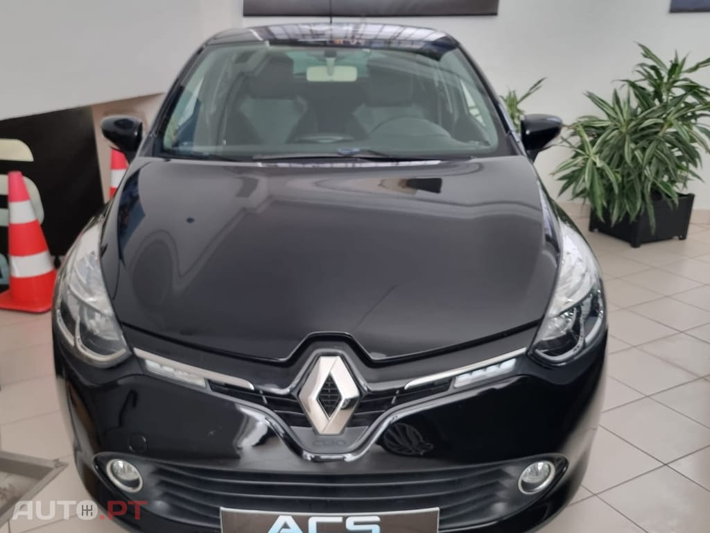 Renault Clio 1.5 dCi Luxe EDC
