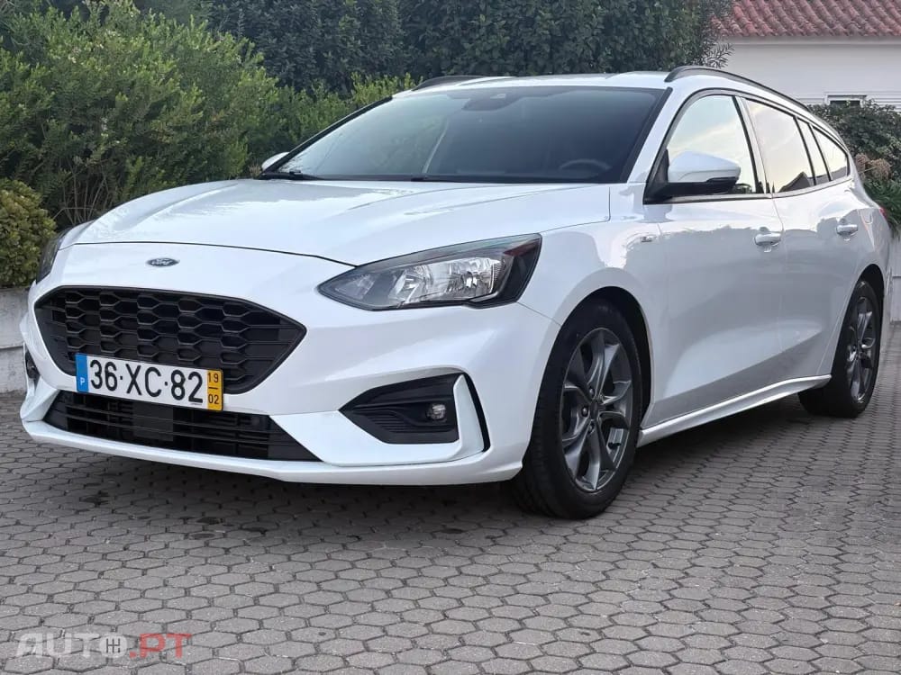 Ford Focus SW 1.0 EcoBoost ST-Line