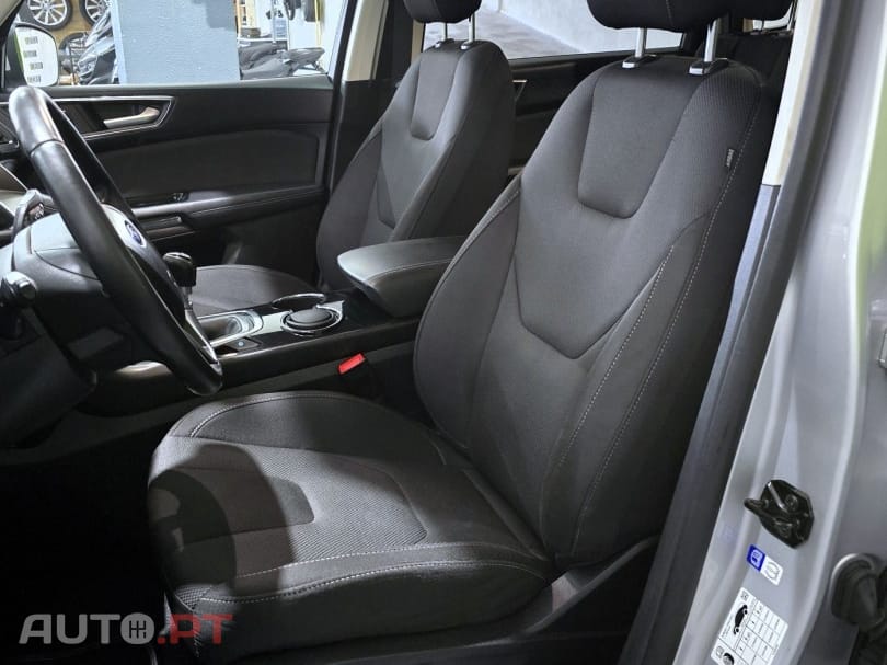 Ford S-Max 2.0 TDCi Titanium
