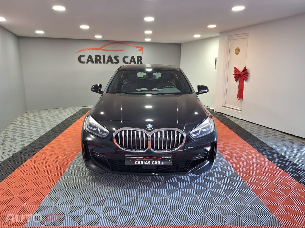 BMW 116 i Pack Desportivo M