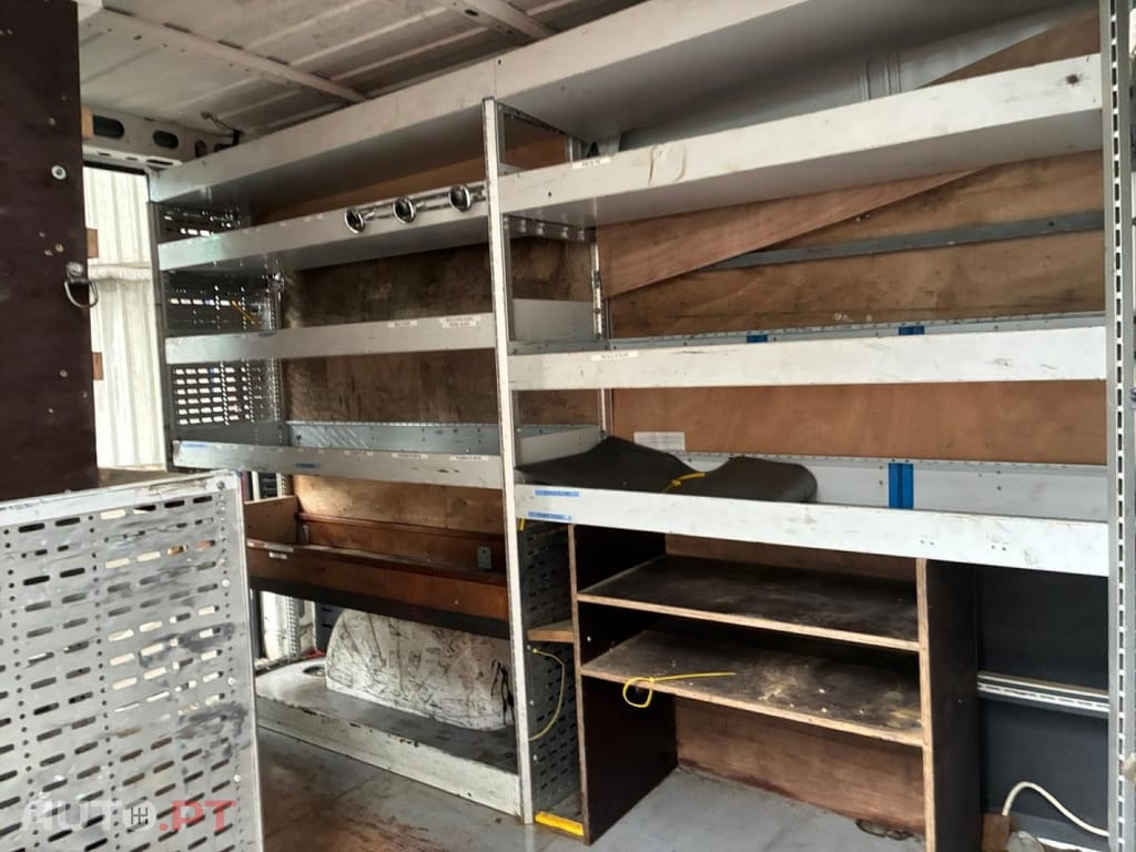 Peugeot Boxer 2.0 BlueHDi 330 L2H2 Premium