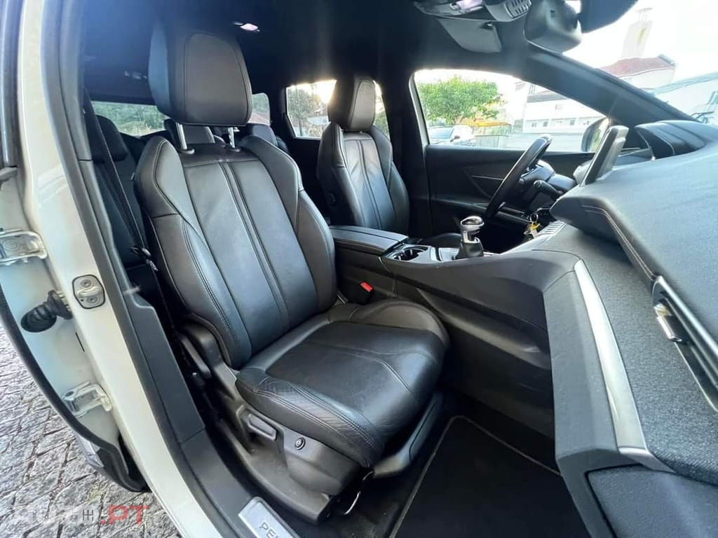 Peugeot 5008 1.2 PureTech GT Line
