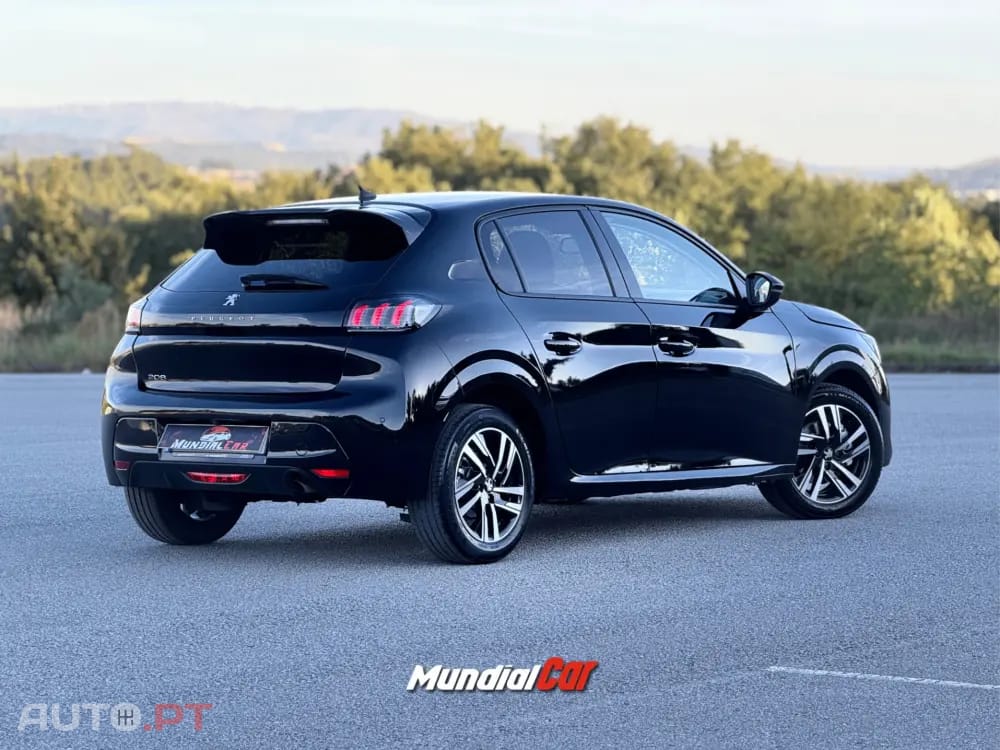 Peugeot 208 1.2 PureTech Allure Pack EAT8