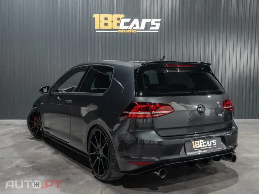 Volkswagen Golf 2.0 TSi GTi DSG Performance