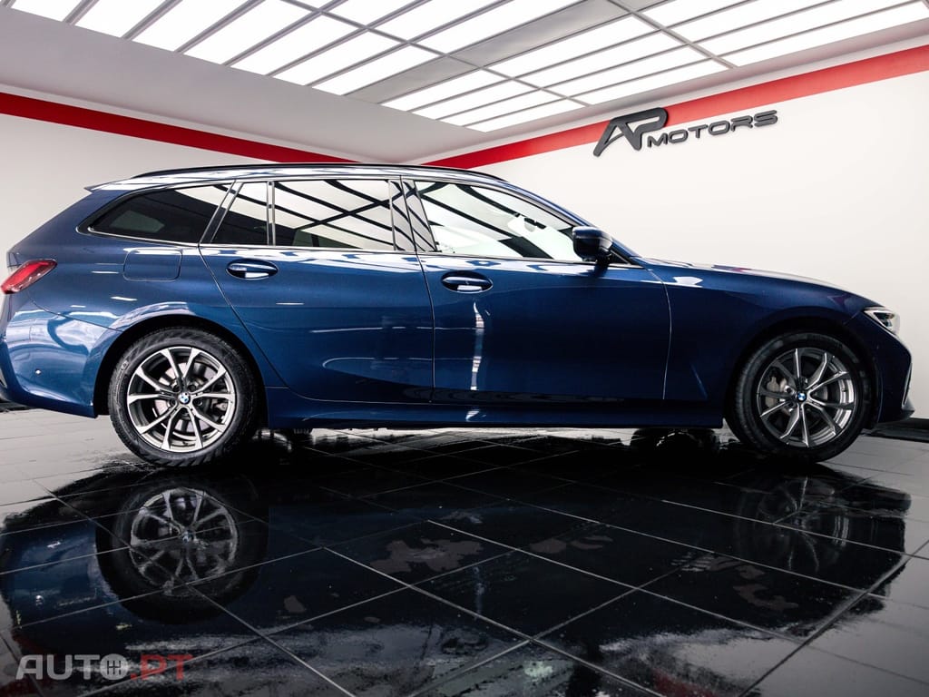 BMW 330 e Touring Line Sport Auto