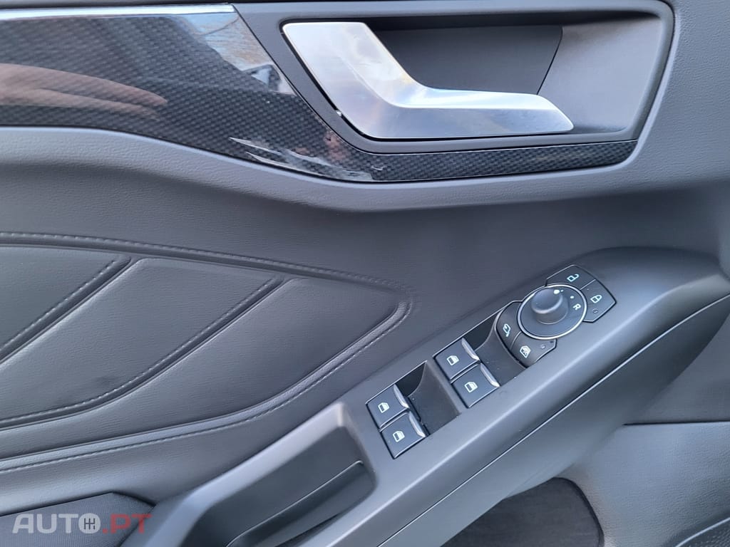 Ford Focus 1.0 EcoBoost MHEV ST-Line