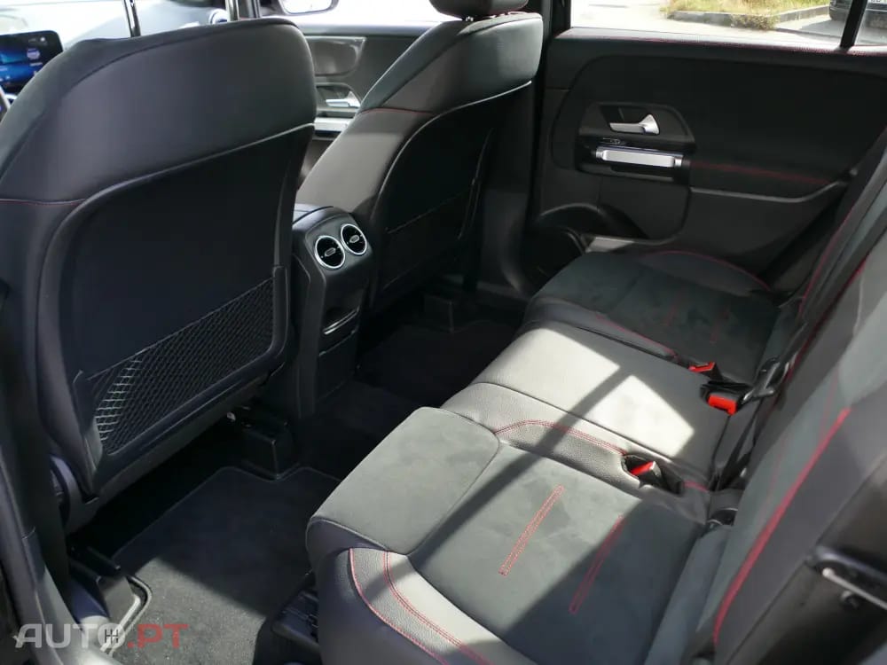 Mercedes-Benz GLB 180 d AMG Line