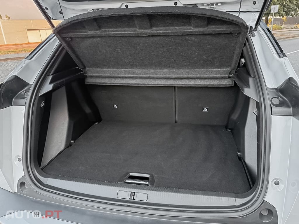 Peugeot 2008 1.2 PureTech Allure