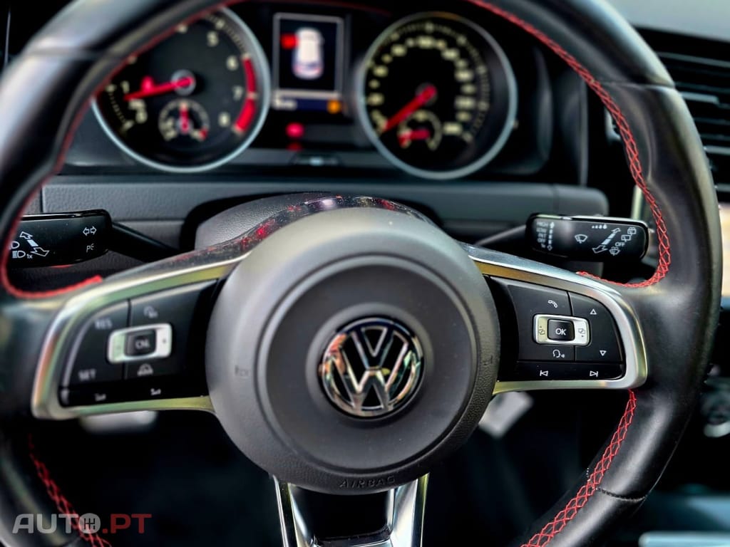 Volkswagen Golf 2.0 TSi GTi