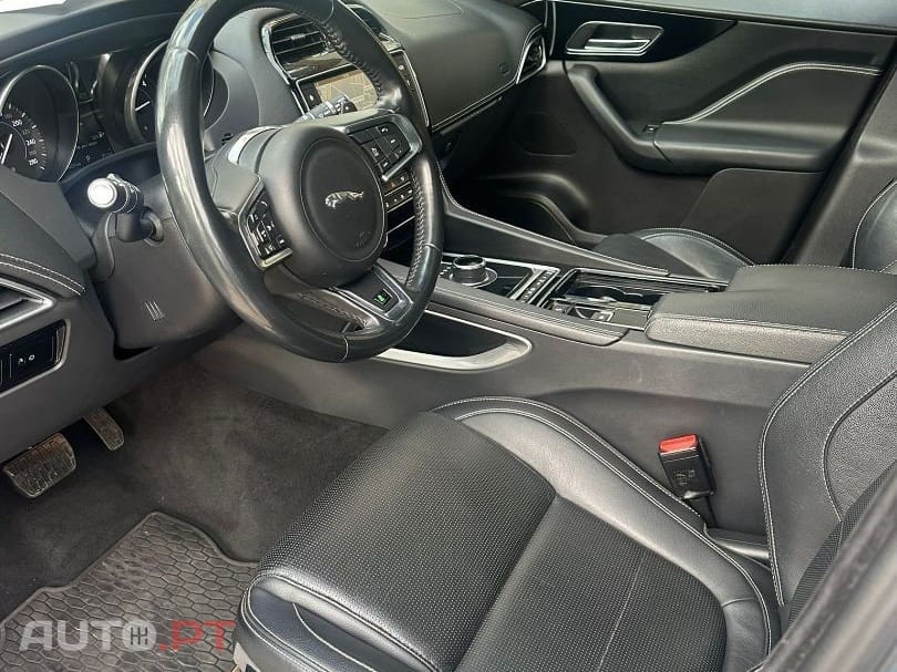 Jaguar F-Pace 2.0 i4D R-Sport Aut.