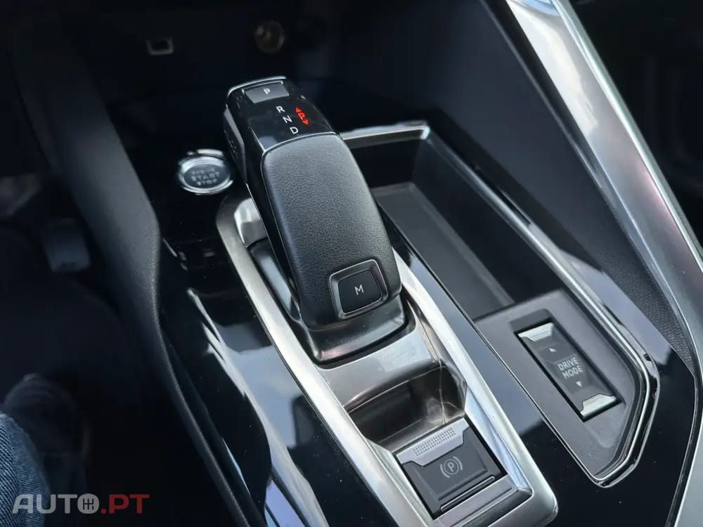 Peugeot 5008 1.5 BlueHDi Allure EAT8