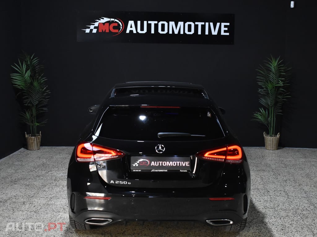 Mercedes-Benz A 250 e AMG Line