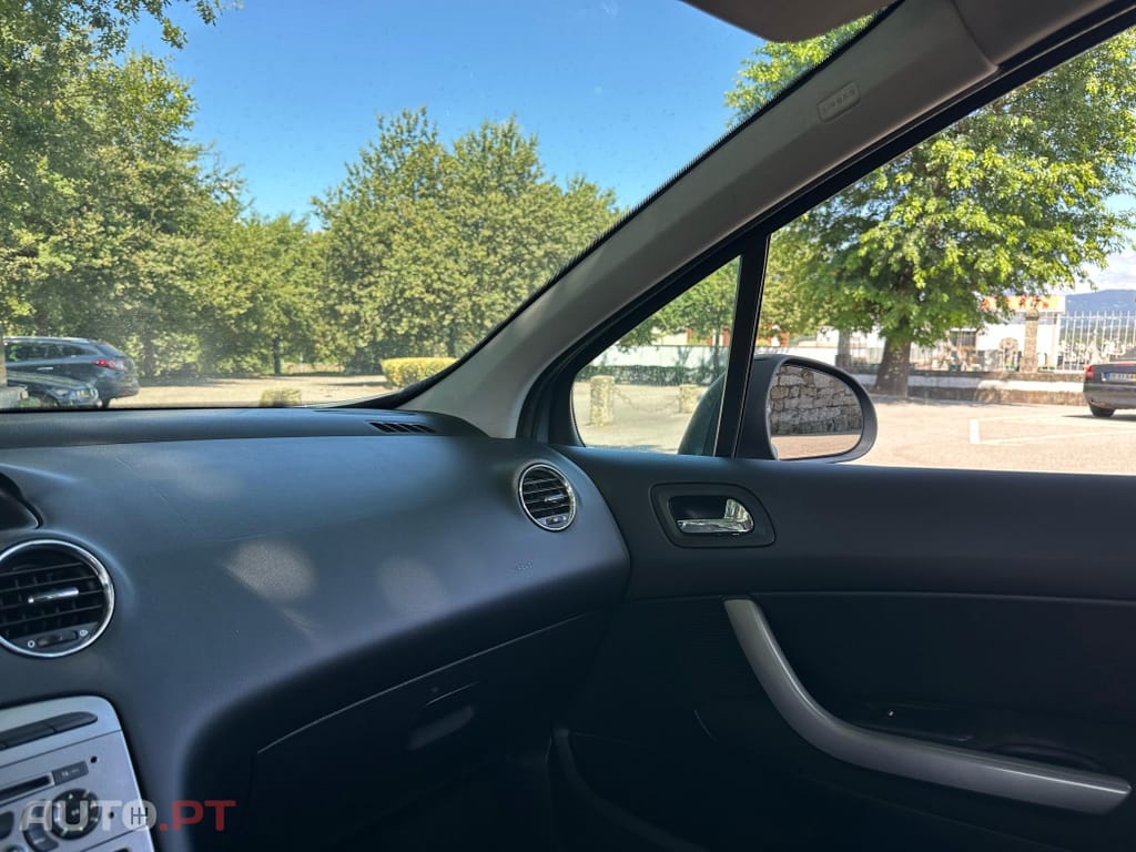 Peugeot 308 1.6 HDi Sport