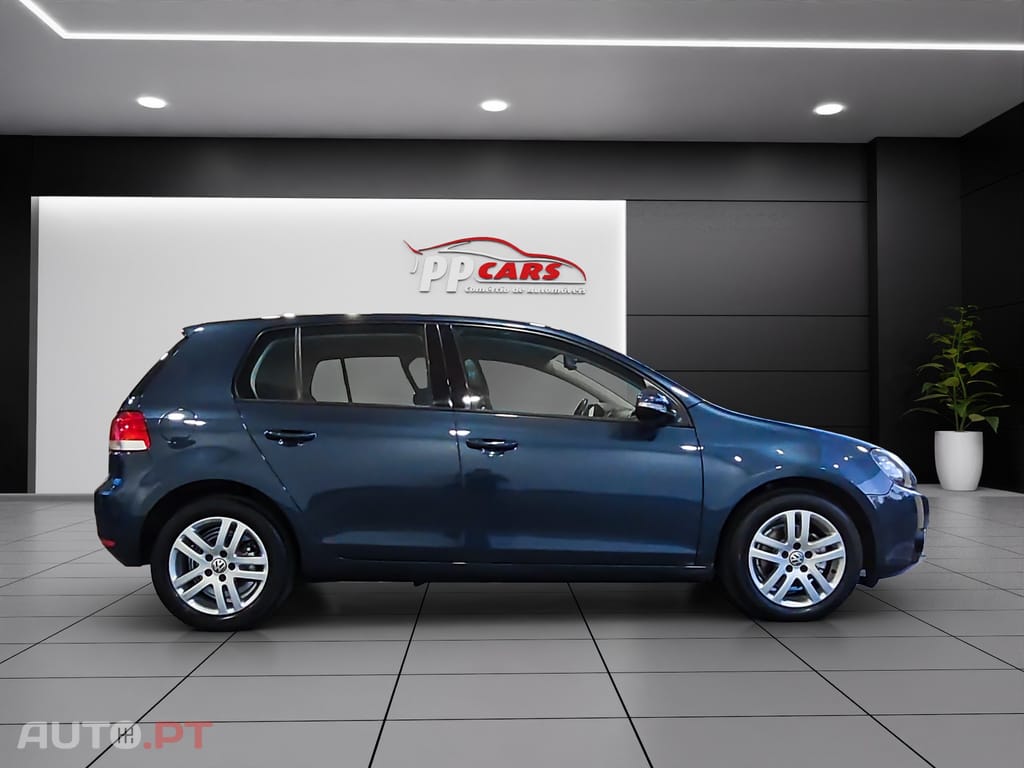 Volkswagen Golf 1.6 TDi Highline