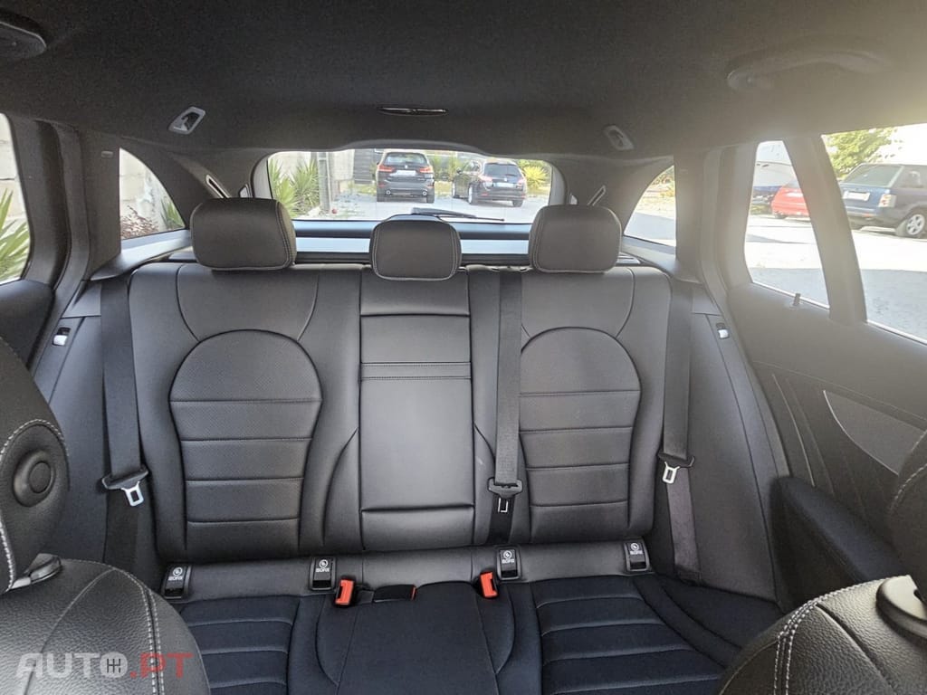 Mercedes-Benz C 250 (BlueTEC) d Station 7G-TRONIC AMG Line