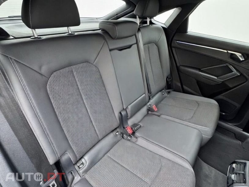 Audi Q3 35 TDI S line S tronic