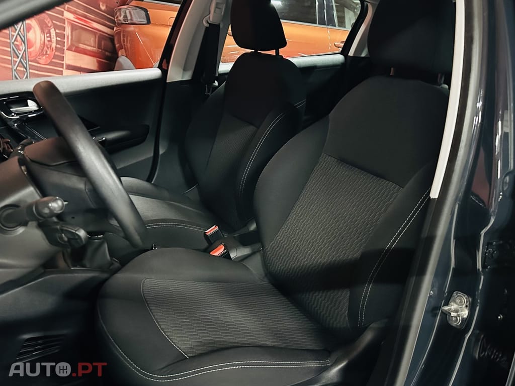 Peugeot 208 1.2 PureTech Active