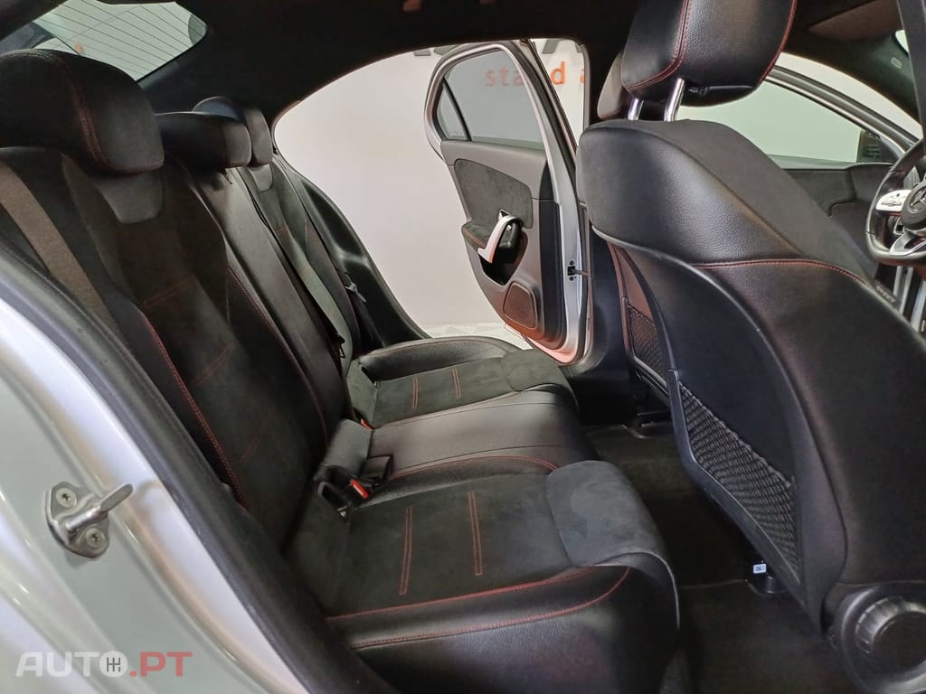 Mercedes-Benz A 180 d AMG