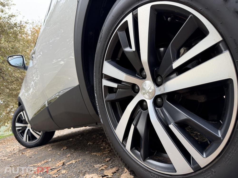 Peugeot 3008 1.6 BlueHDi GT Line Grip Control EAT6