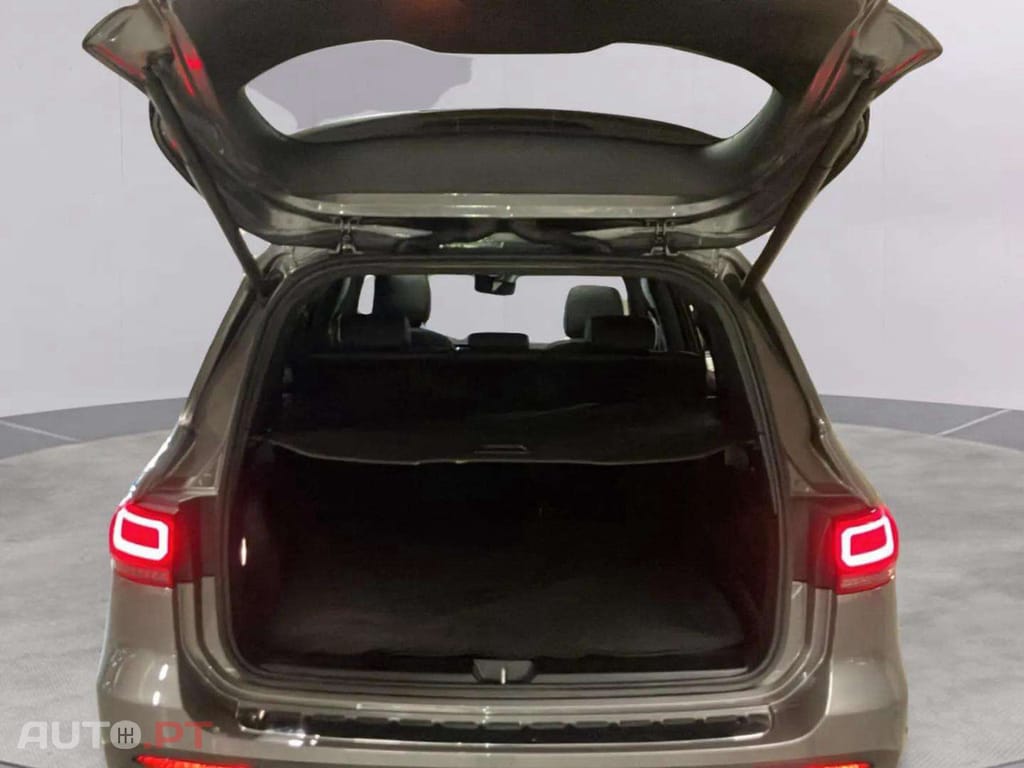 Mercedes-Benz GLB 200 d AMG Line