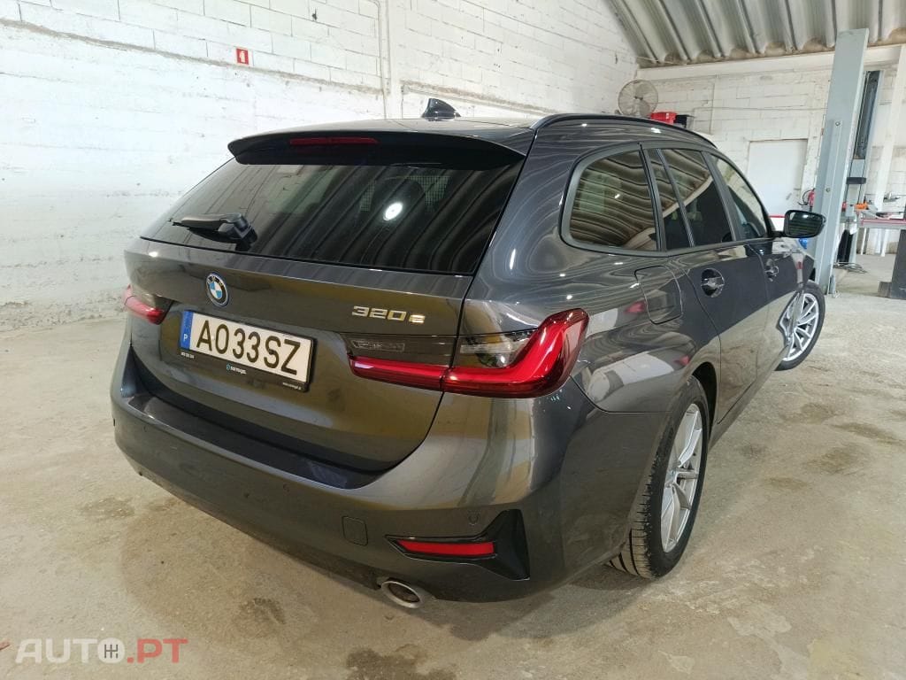 BMW 320 e Corporate Edition Auto