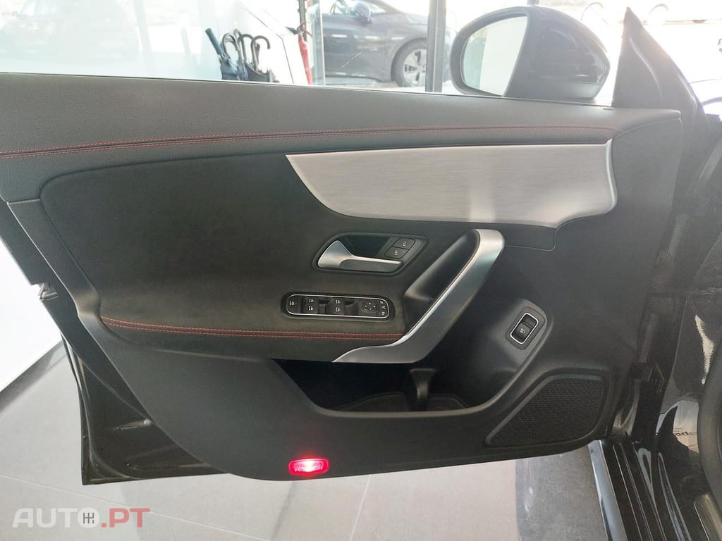 Mercedes-Benz CLA 200 Shooting Brake AMG Line Aut.
