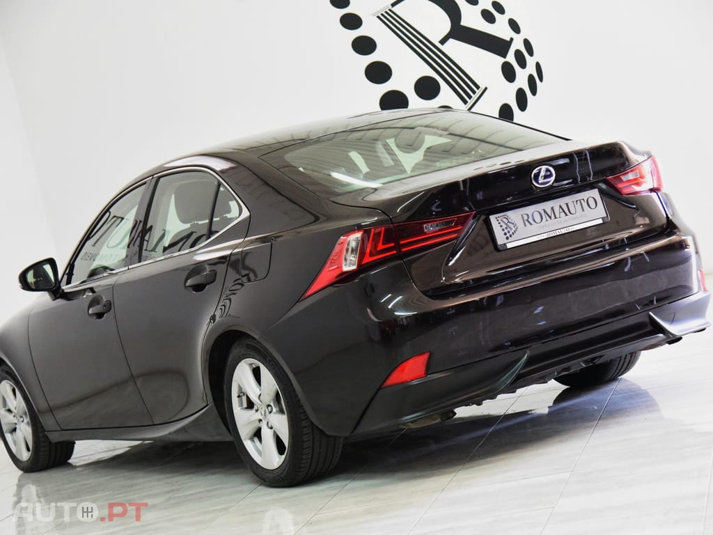 Lexus IS Executive — fotografia 9