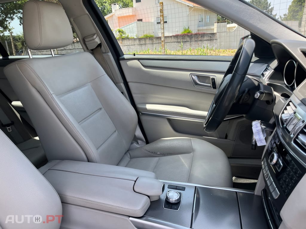 Mercedes-Benz E 300 BlueTEC Hybrid Avantgarde