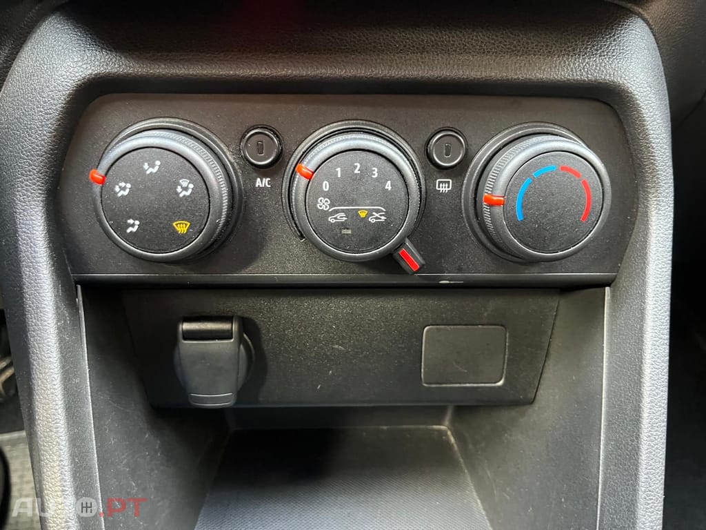 Dacia Sandero 1.0 EXTREME BIFUEL 
