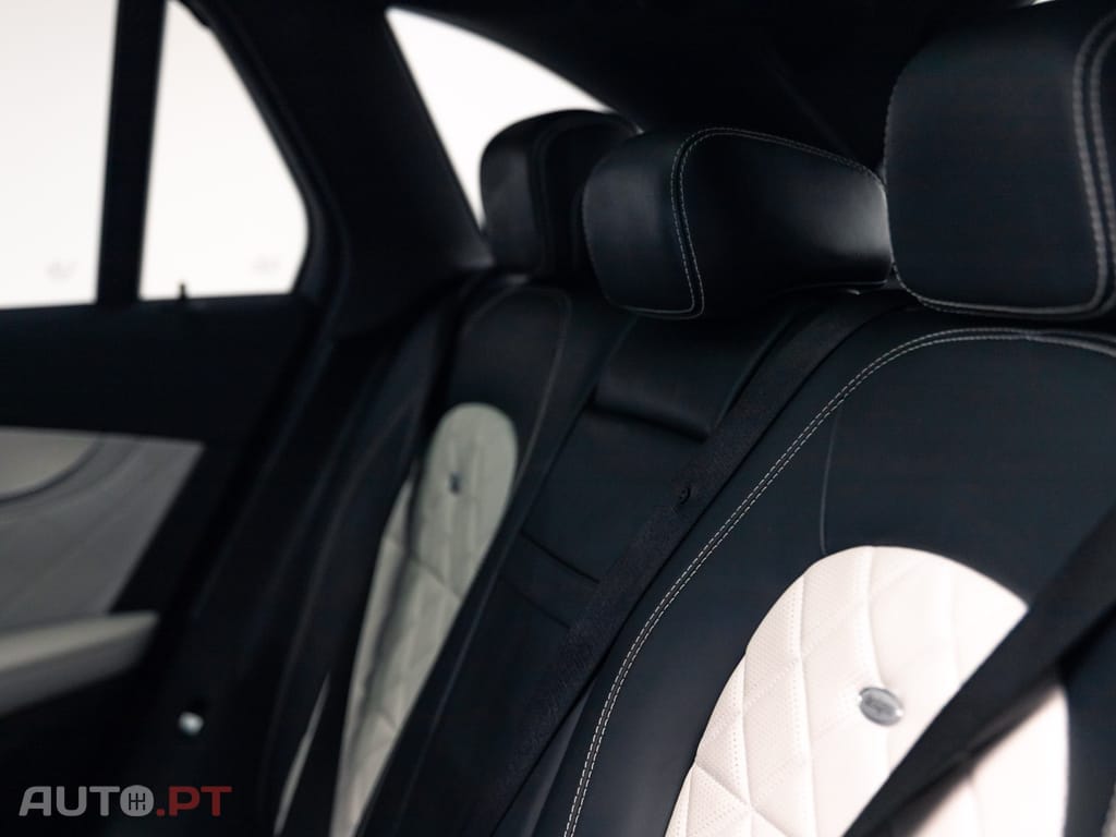 Mercedes-Benz GLC 350 e 4Matic 7G-TRONIC AMG Line