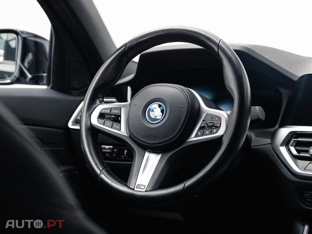 BMW 320 e Pack M Auto