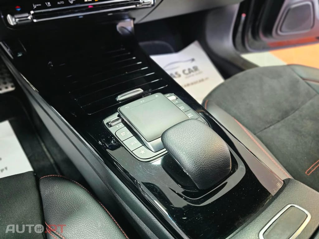 Mercedes-Benz A 250 e AMG Line