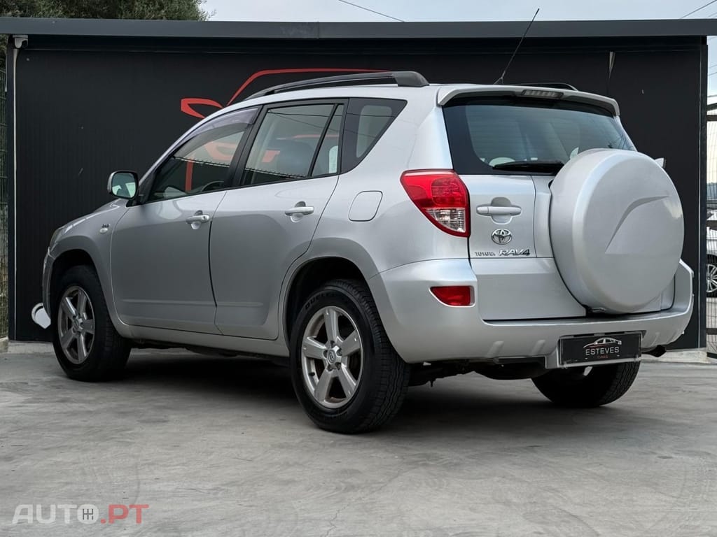 Toyota RAV4 2.2