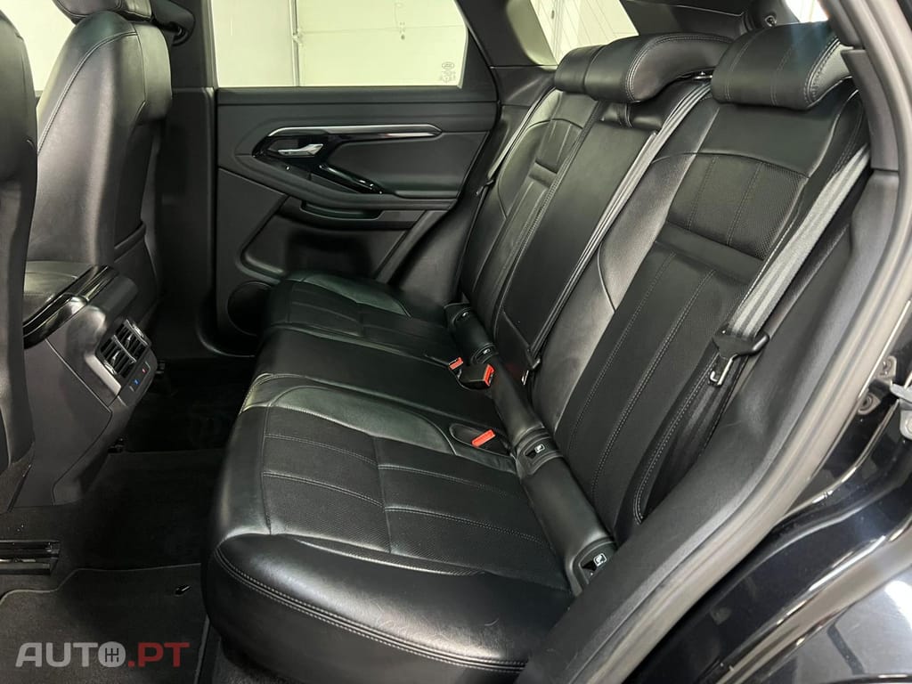 Land Rover Evoque 1.5 I3 PHEV 300 AWD Auto R-Dynamic
