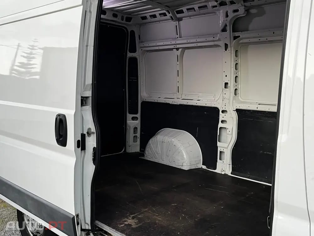 Citroën Jumper 2.0 BlueHDi 33 L3H2 — fotografia 14