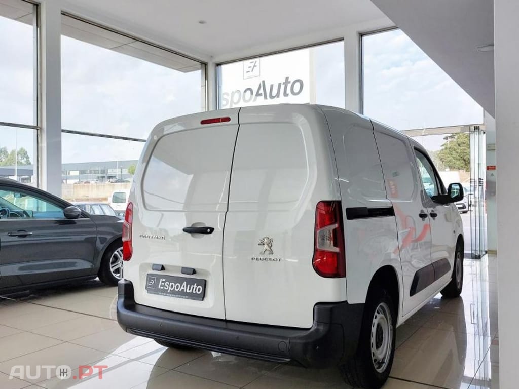 Peugeot Partner 1.5 BlueHDi Premium Standard 3 Lug.  -  IVA Dedutível
