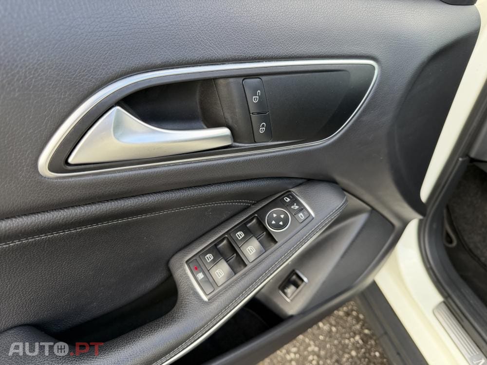 Mercedes-Benz GLA 180 d 7G-DCT Urban