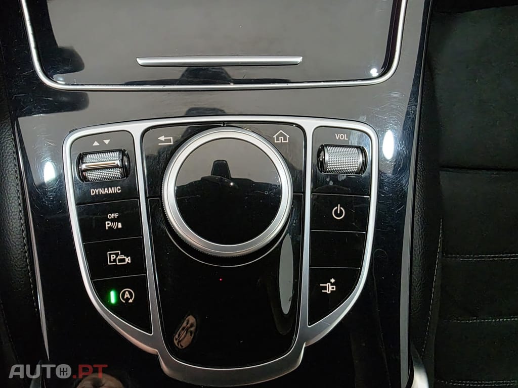Mercedes-Benz C 200 d AMG LINE