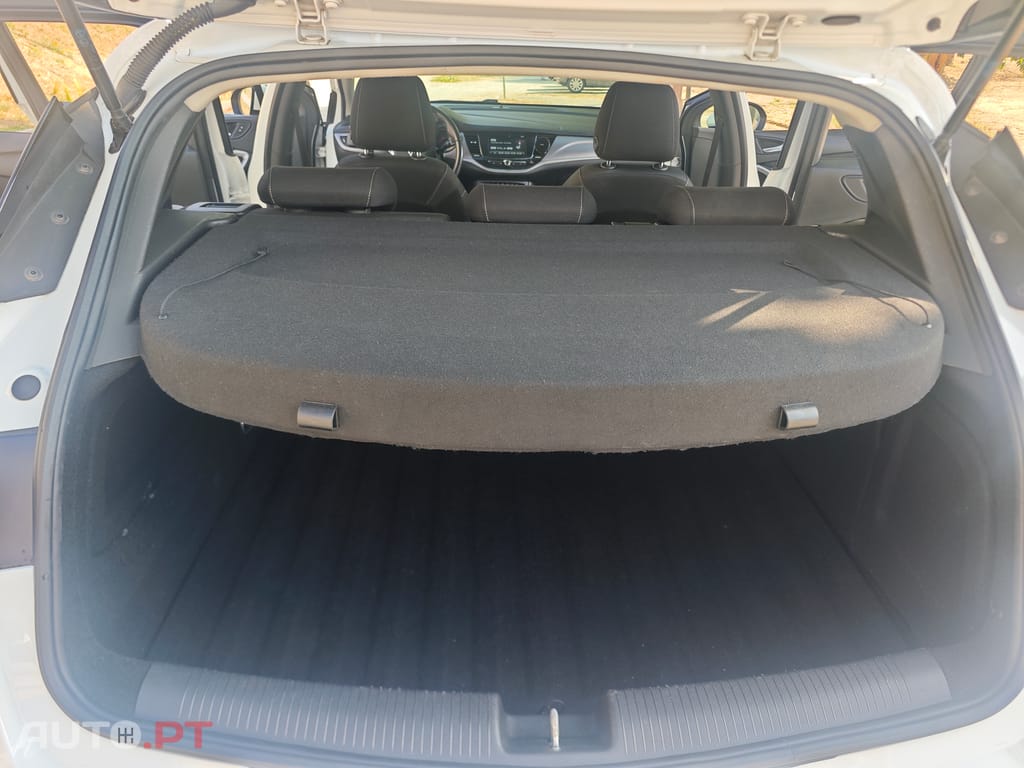 Opel Astra 1.5 D S&S Business Edition