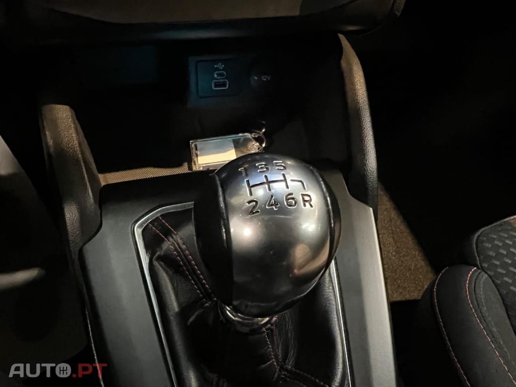 Ford Focus 1.0 EcoBoost MHEV ST-Line