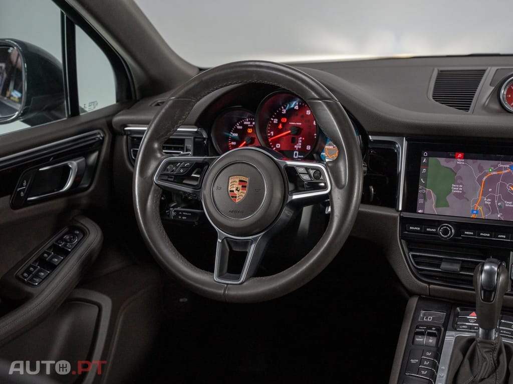 Porsche Macan S