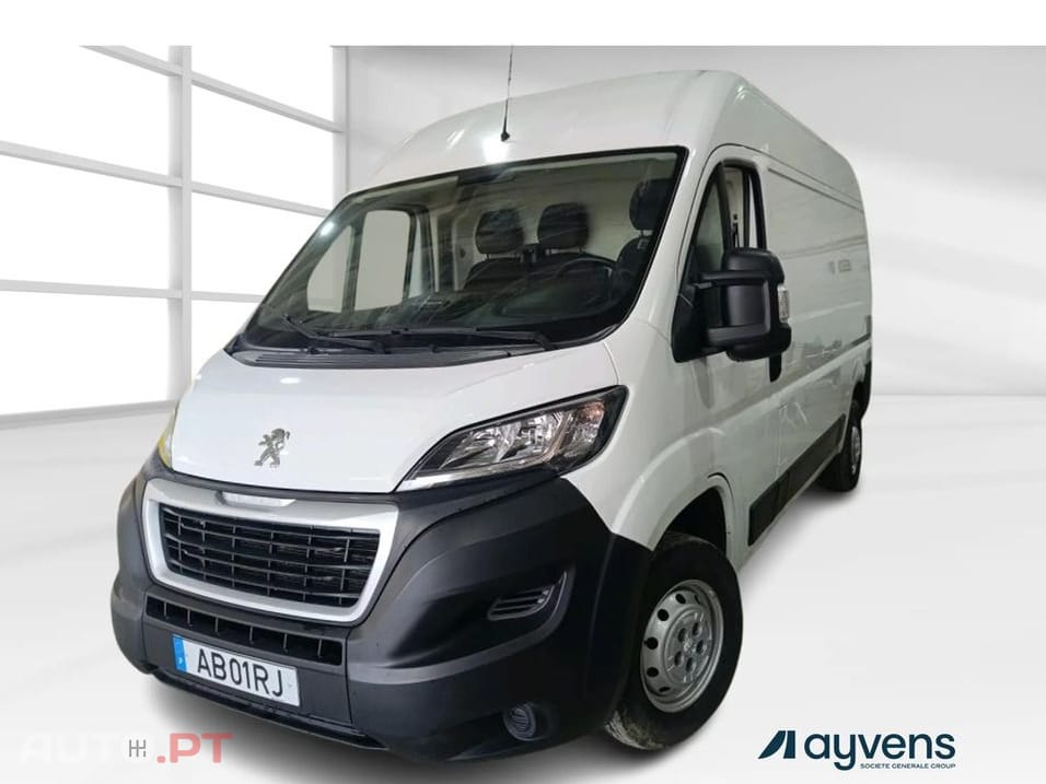 Peugeot Boxer 2.2 BlueHDi 335 L2H2 Premium