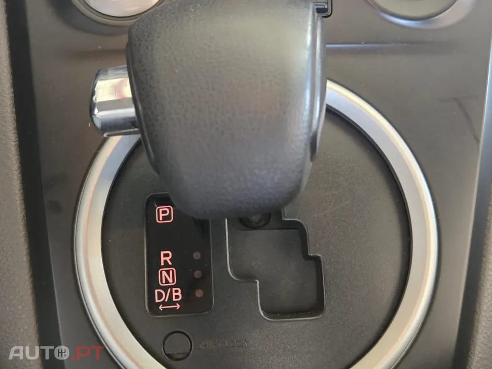 Nissan NV200 NV200 Caixa Hidralica