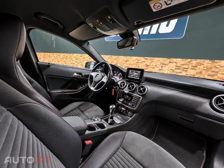 Mercedes-Benz A 180 d AMG Line