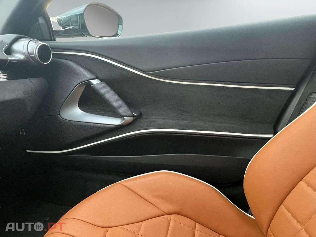 Ferrari 812 Spider 